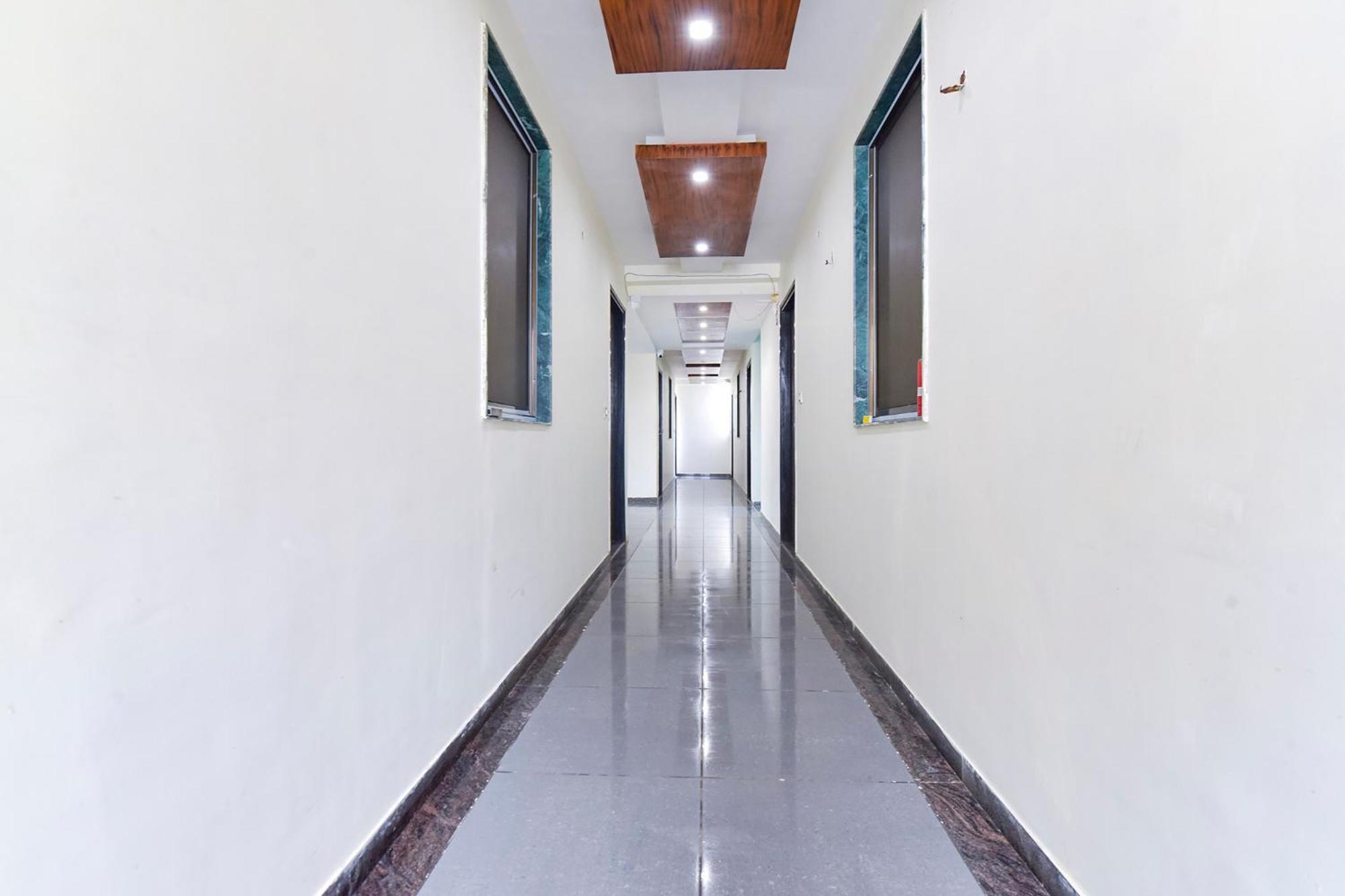 Fabhotel A1 Plaza Ахмедабад Экстерьер фото
